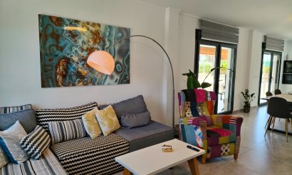 Resale - Villa - Los Montesinos