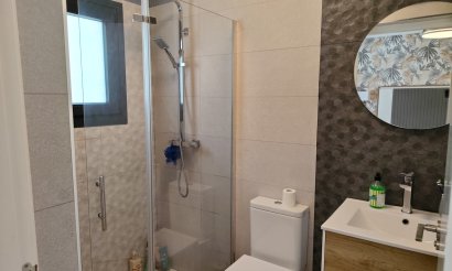 Resale - Villa - Los Montesinos