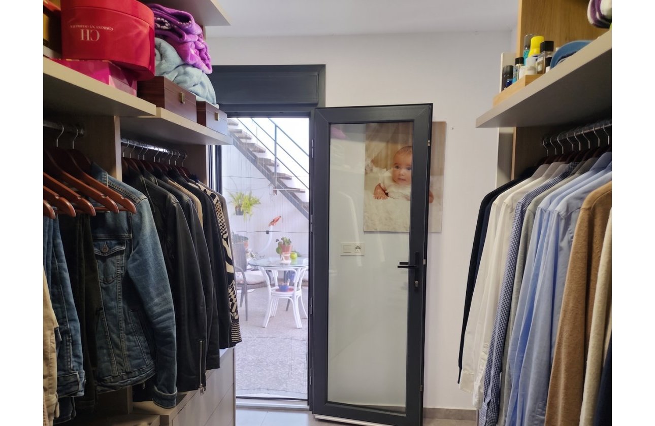 Resale - Villa - Los Montesinos