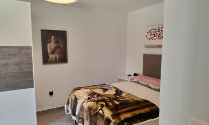 Resale - Villa - Los Montesinos