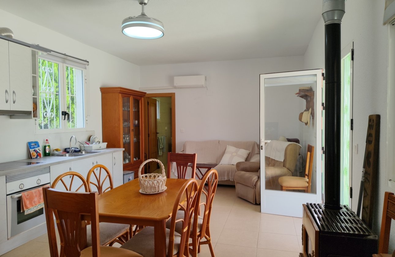 Resale - Villa - Los Montesinos
