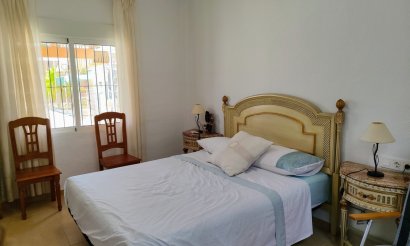 Resale - Villa - Los Montesinos
