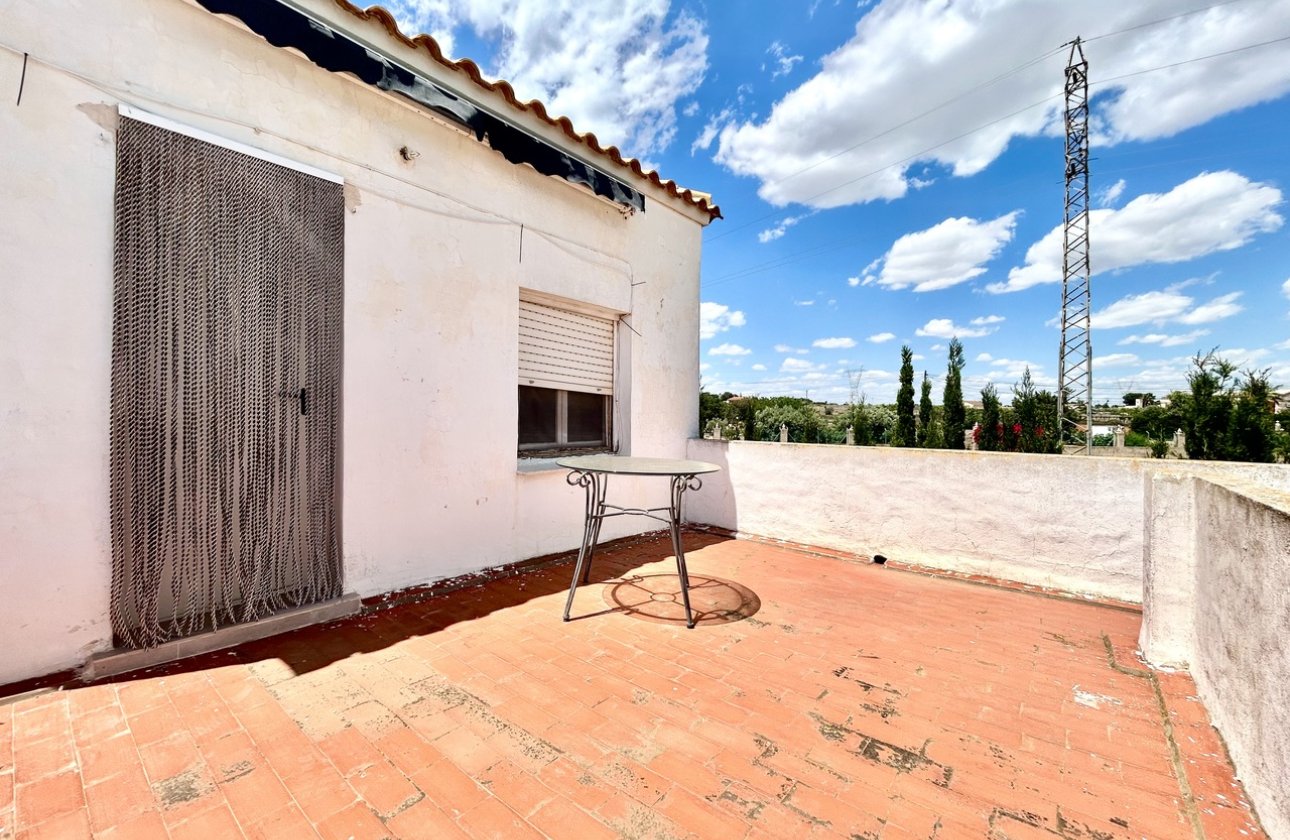 Resale - Villa - Los Montesinos