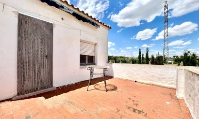 Resale - Villa - Los Montesinos