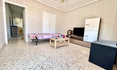 Resale - Villa - Los Montesinos