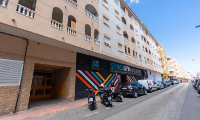 Reventa - Estudio - Torrevieja - Estacion de autobuses