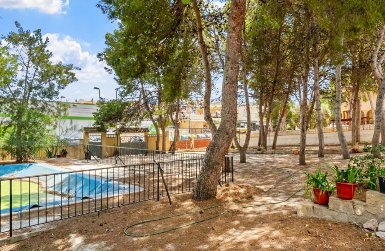 Reventa - Villa - Torrevieja - Los Balcones