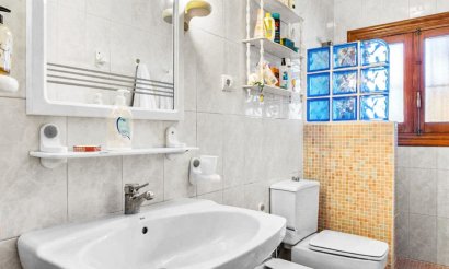 Reventa - Villa - Torrevieja - Los Balcones