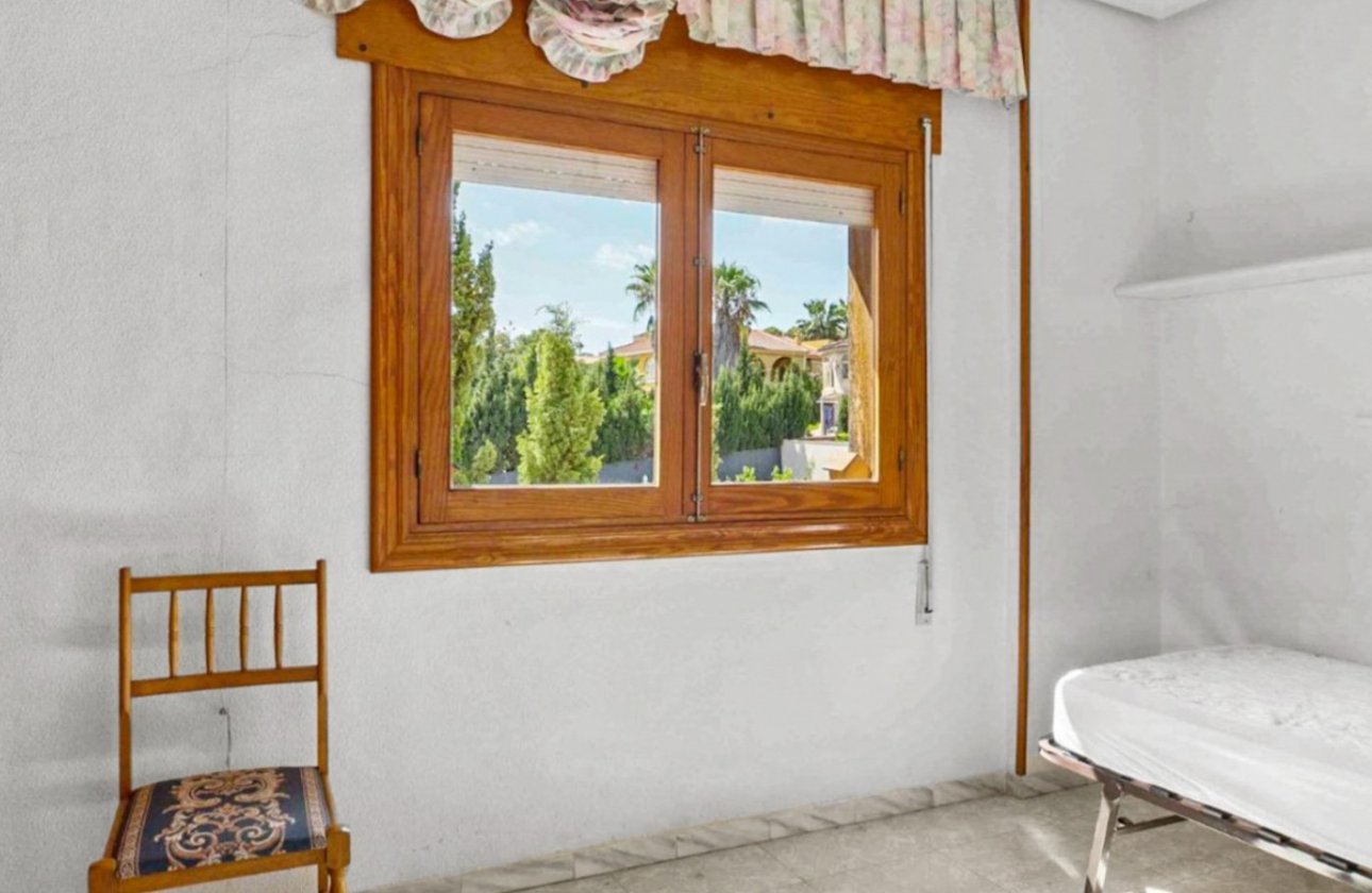 Reventa - Villa - Torrevieja - Los Balcones