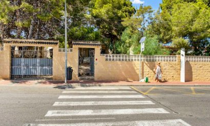 Reventa - Villa - Torrevieja - Los Balcones