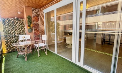 Resale - Apartment / flat - Torrevieja - El Acequión - Los Náufragos