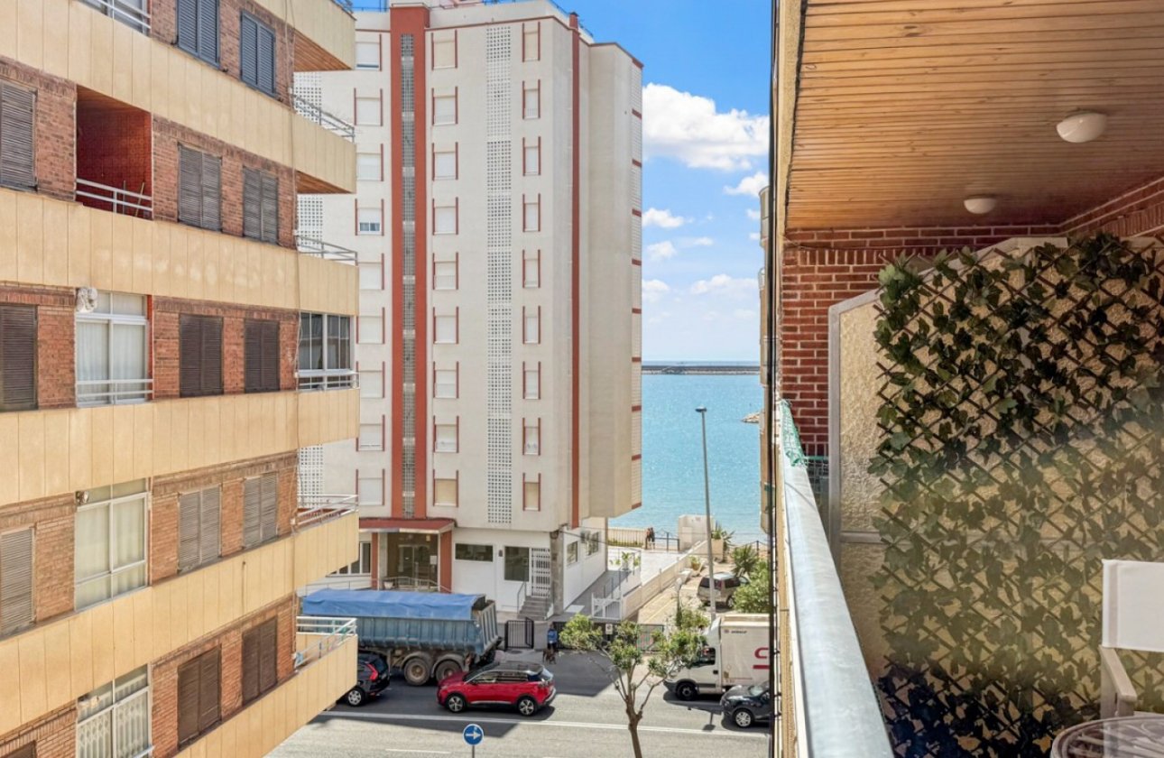 Resale - Apartment / flat - Torrevieja - El Acequión - Los Náufragos