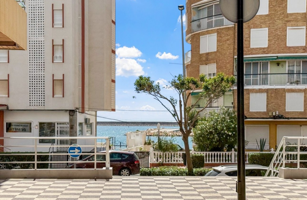 Resale - Apartment / flat - Torrevieja - El Acequión - Los Náufragos