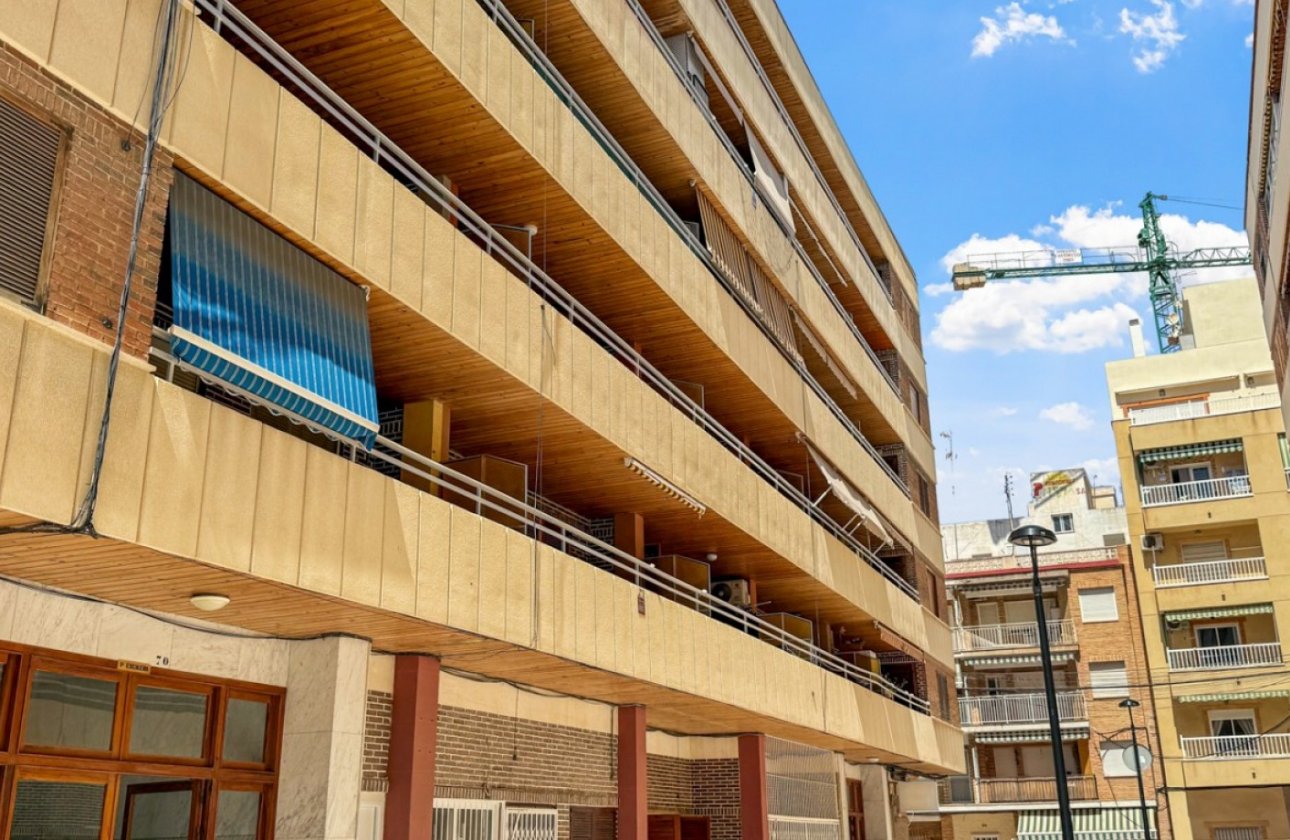 Resale - Apartment / flat - Torrevieja - El Acequión - Los Náufragos