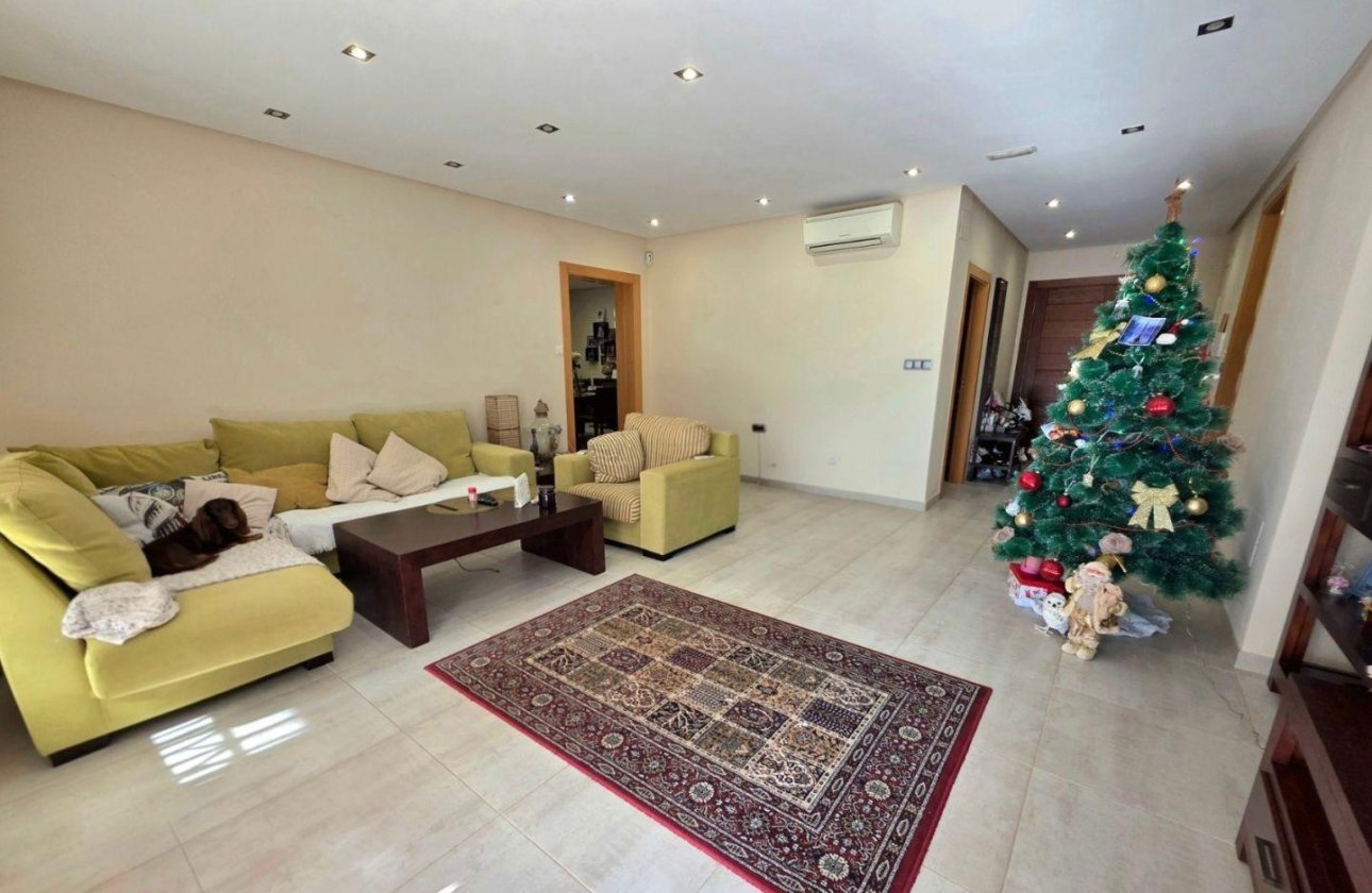 Resale - Villa - Dehesa de Campoamor - Campoamor