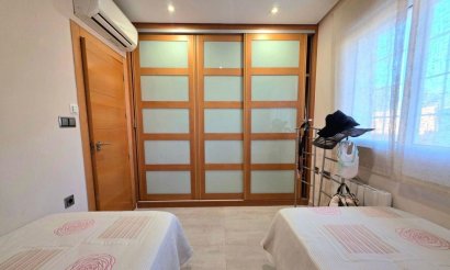 Resale - Villa - Dehesa de Campoamor - Campoamor