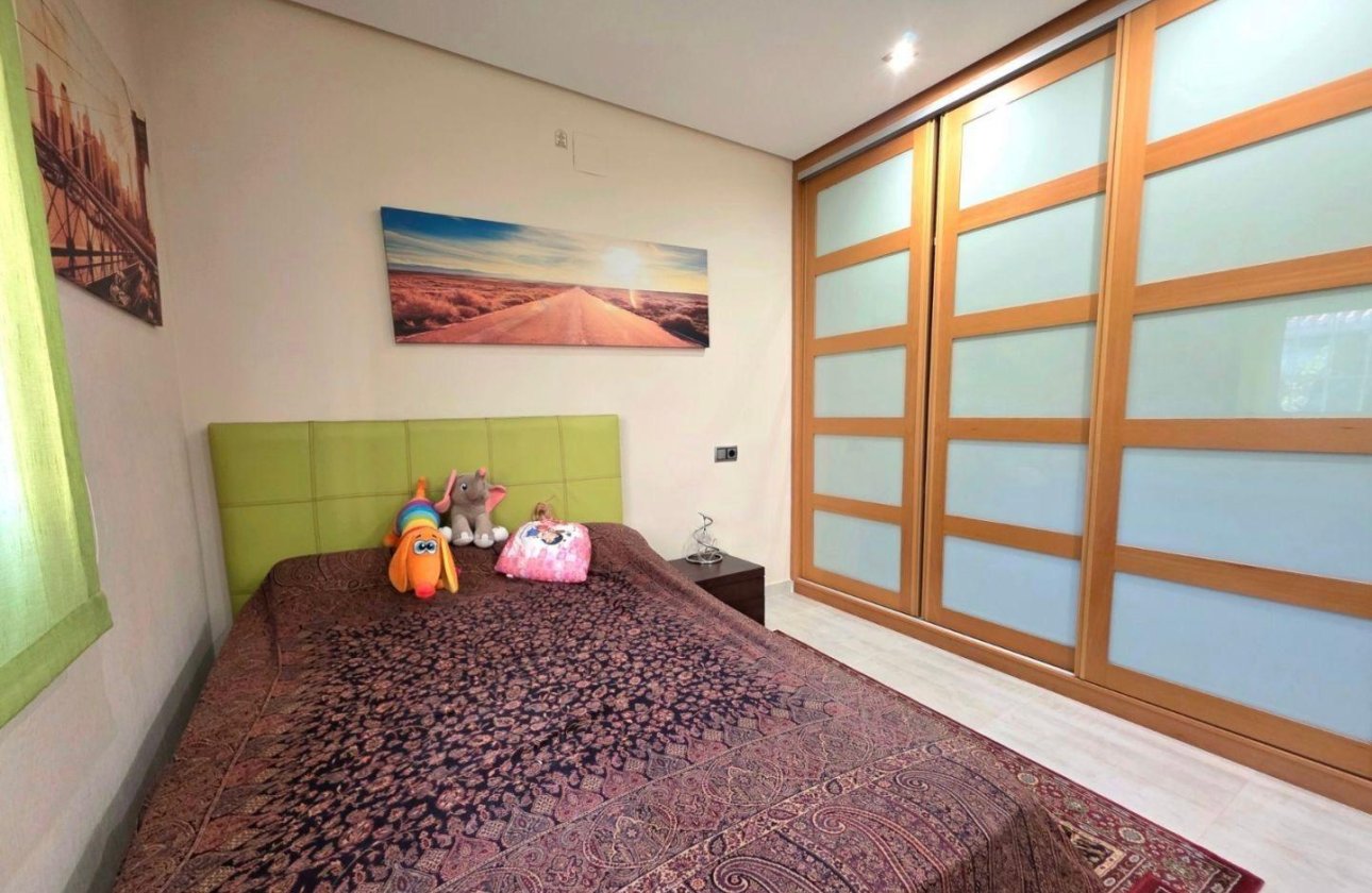 Resale - Villa - Dehesa de Campoamor - Campoamor