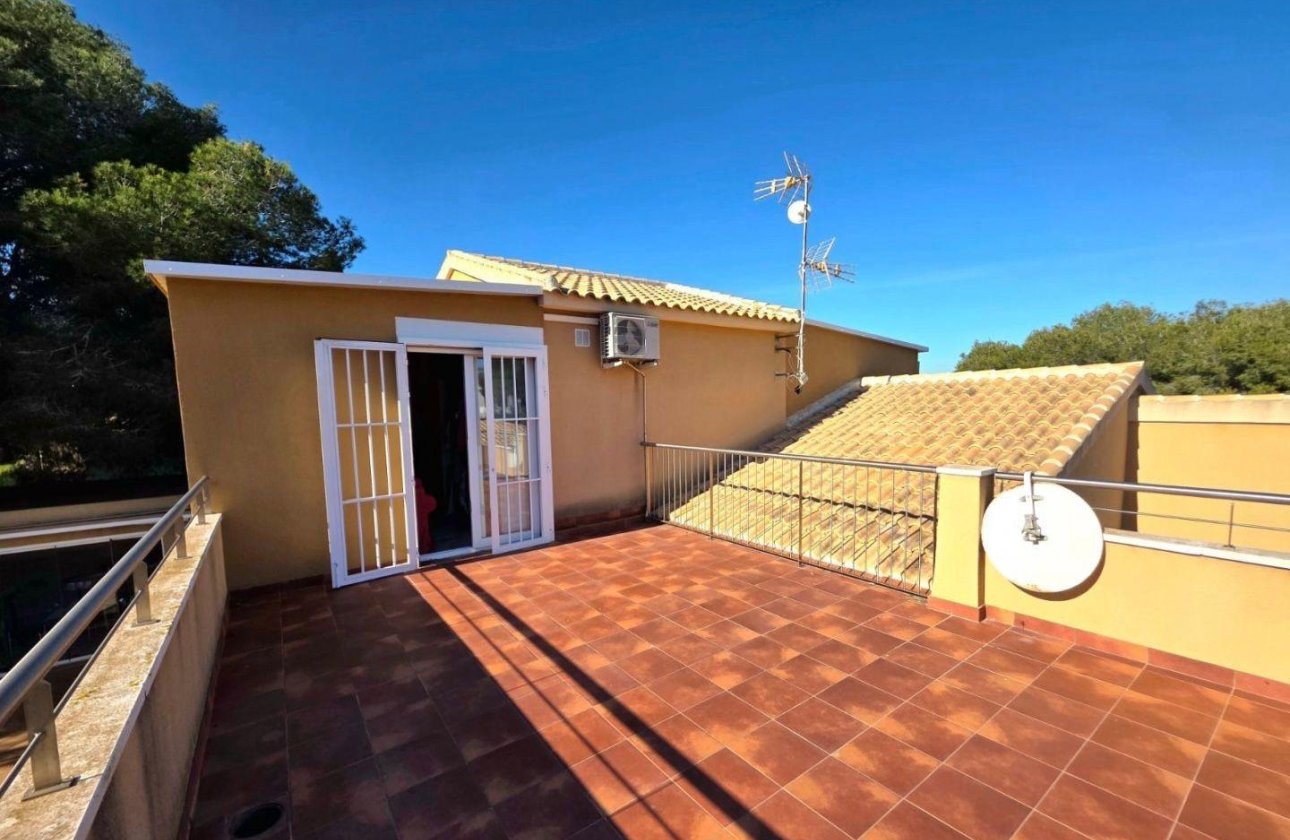 Resale - Villa - Dehesa de Campoamor - Campoamor