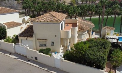 Resale - Villa - Orihuela Costa