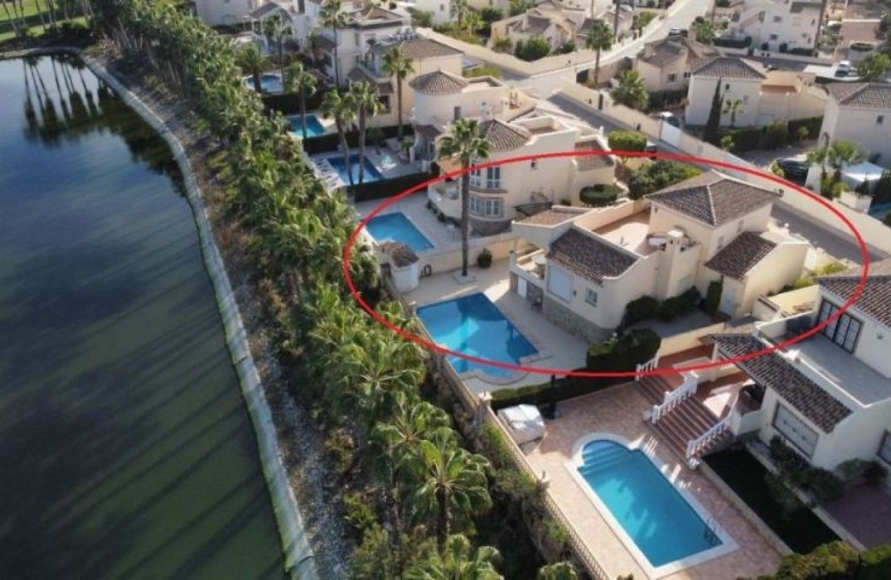 Resale - Villa - Orihuela Costa