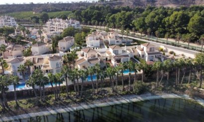 Resale - Villa - Orihuela Costa