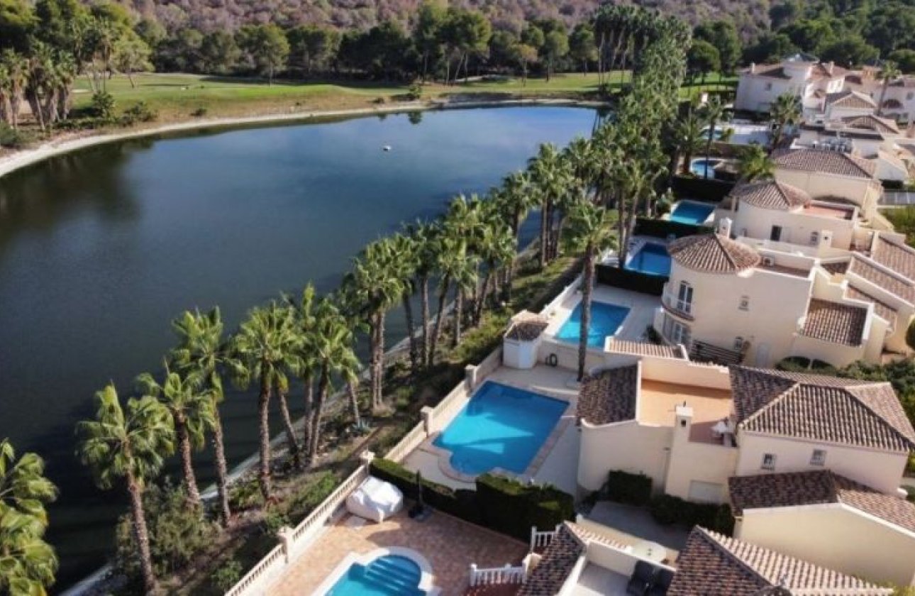 Resale - Villa - Orihuela Costa