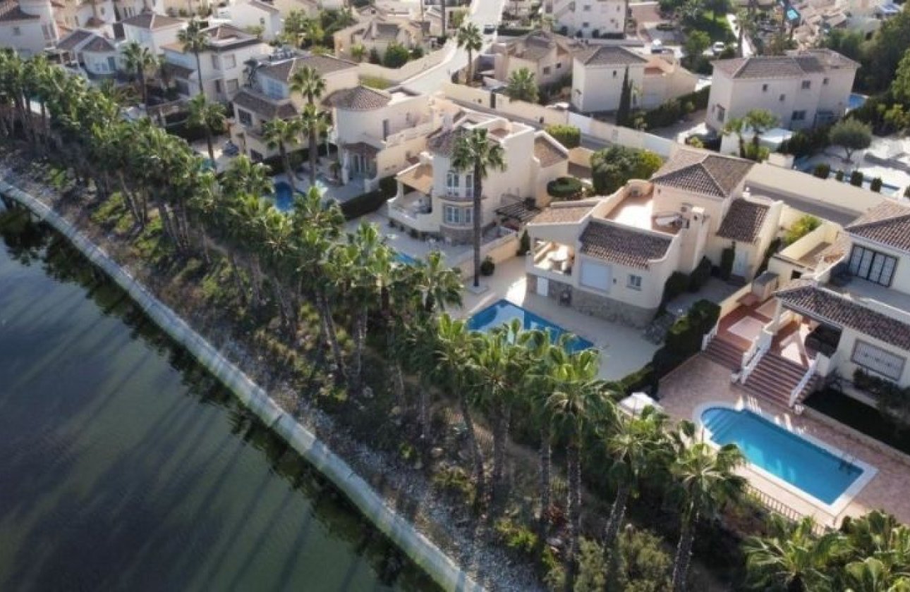Resale - Villa - Orihuela Costa