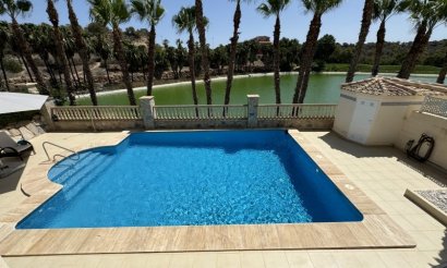 Resale - Villa - Orihuela Costa