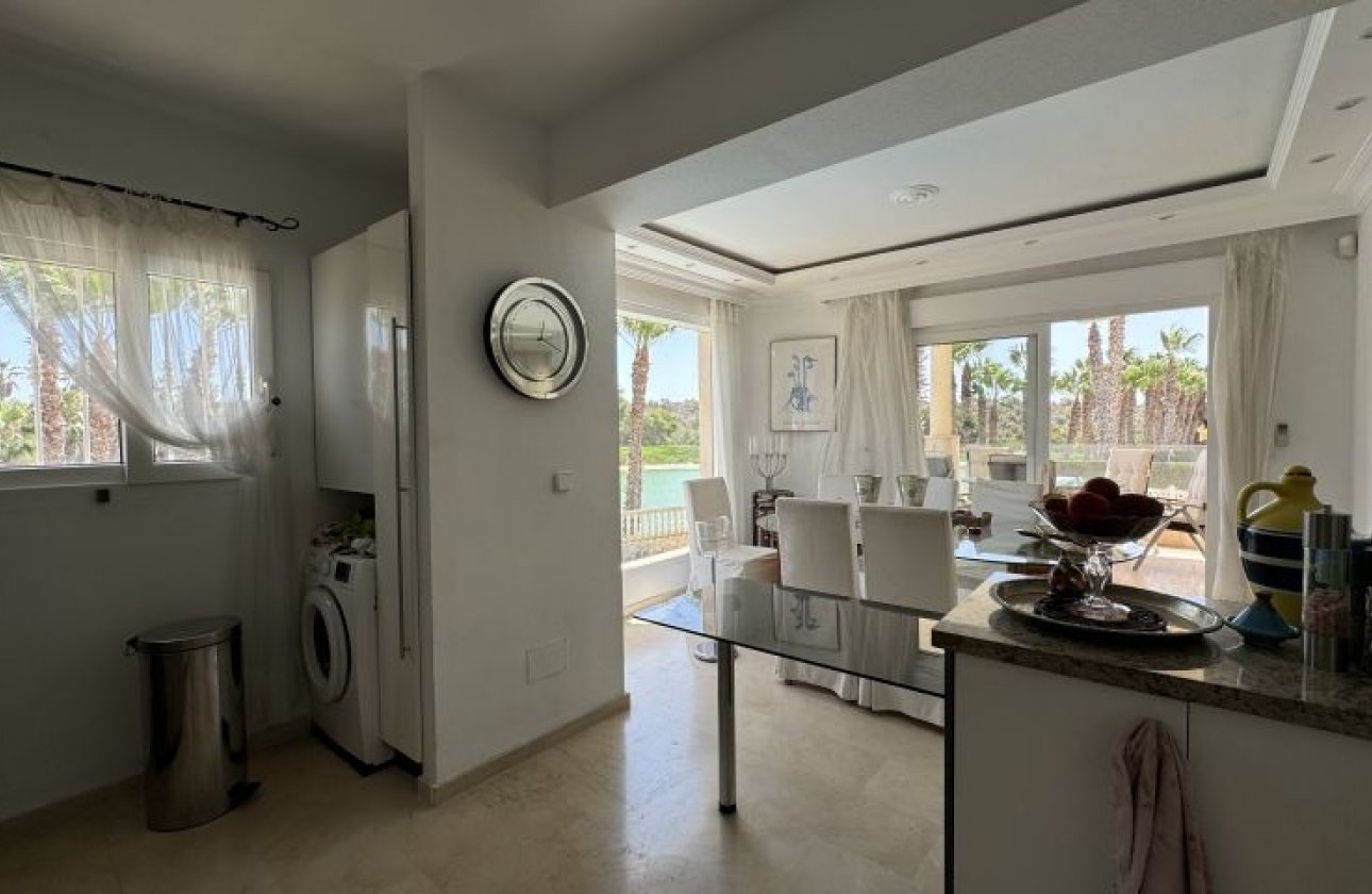 Resale - Villa - Orihuela Costa