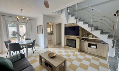 Resale - Villa - Torrevieja