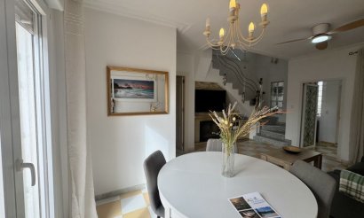 Resale - Villa - Torrevieja
