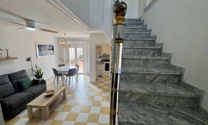 Resale - Villa - Torrevieja