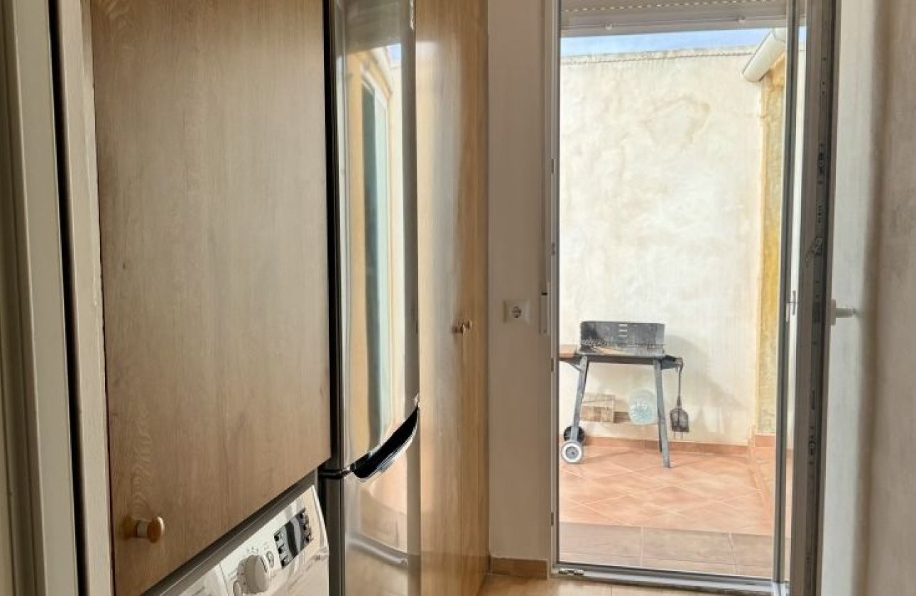 Resale - Villa - Torrevieja