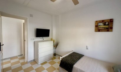 Resale - Villa - Torrevieja