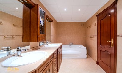 Reventa - Villa - Altea