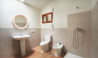 Resale - Villa - Alicante - Center