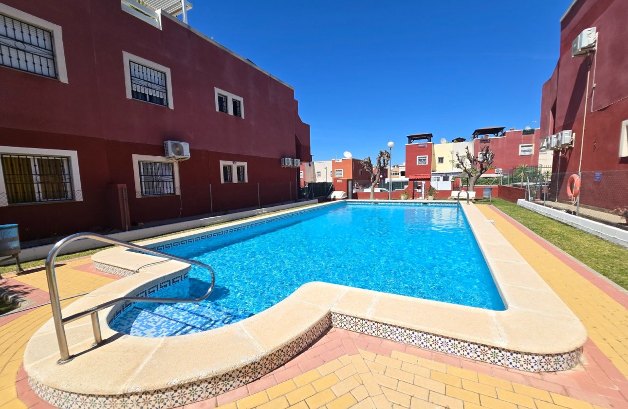 Resale - Apartment / flat - Orihuela Costa - Los Altos *