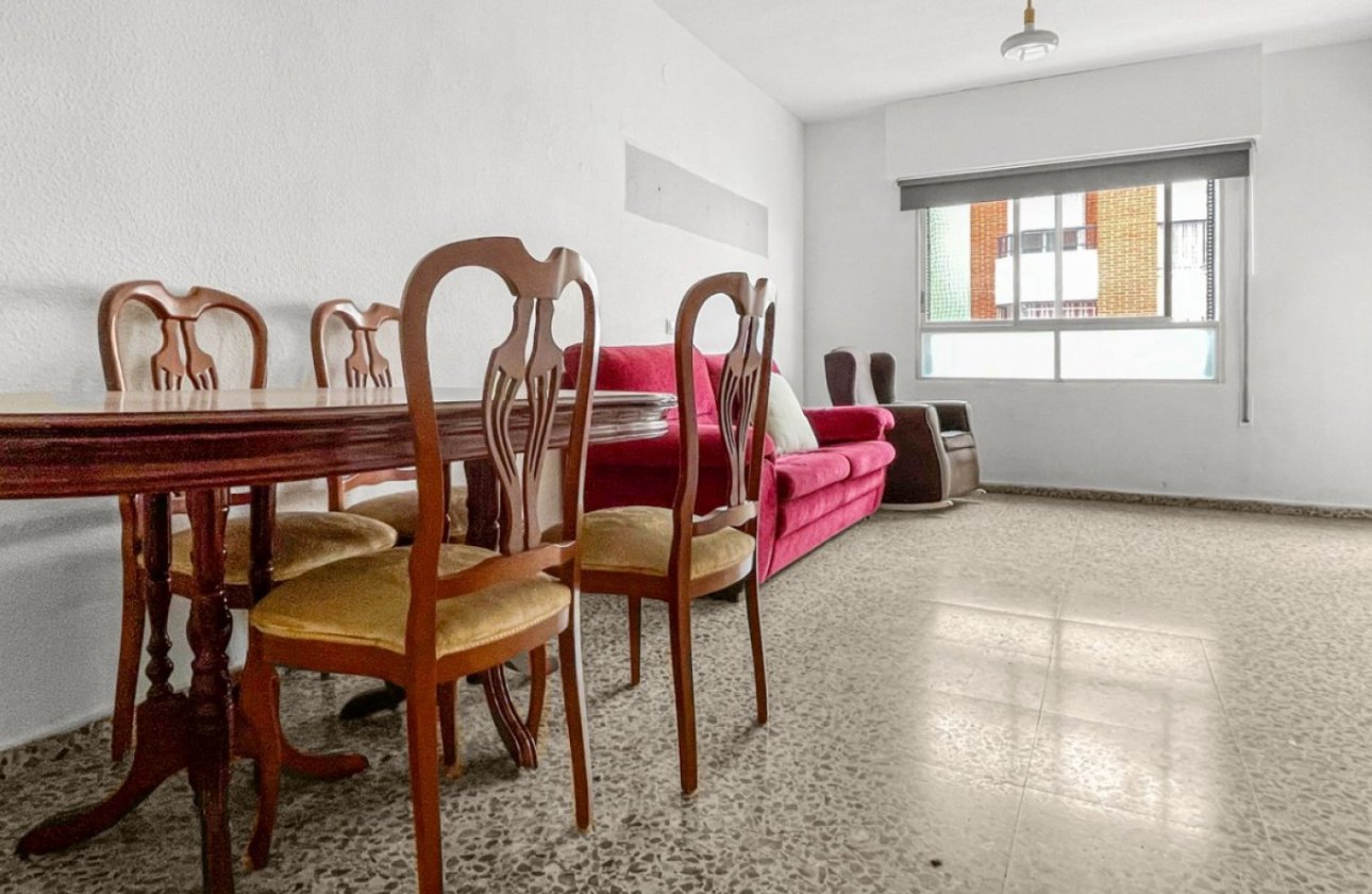 Resale - Apartment / flat - Guardamar del Segura - Pueblo