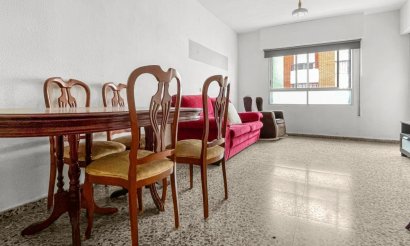 Resale - Apartment / flat - Guardamar del Segura - Pueblo