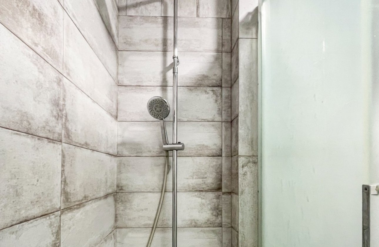 Resale - Apartment / flat - Guardamar del Segura - Pueblo