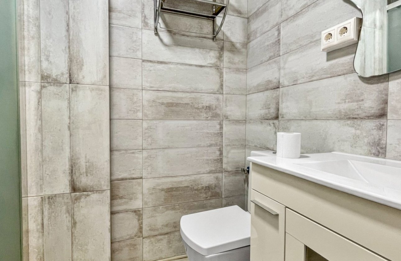Resale - Apartment / flat - Guardamar del Segura - Pueblo