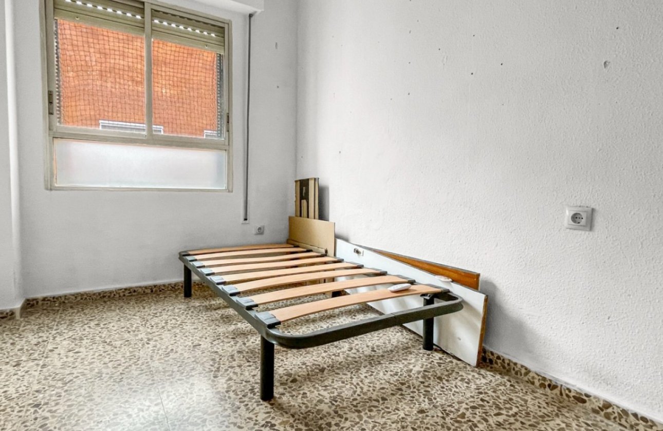 Resale - Apartment / flat - Guardamar del Segura - Pueblo