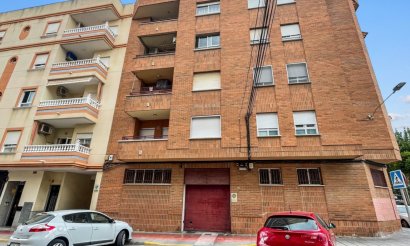 Resale - Apartment / flat - Guardamar del Segura - Pueblo