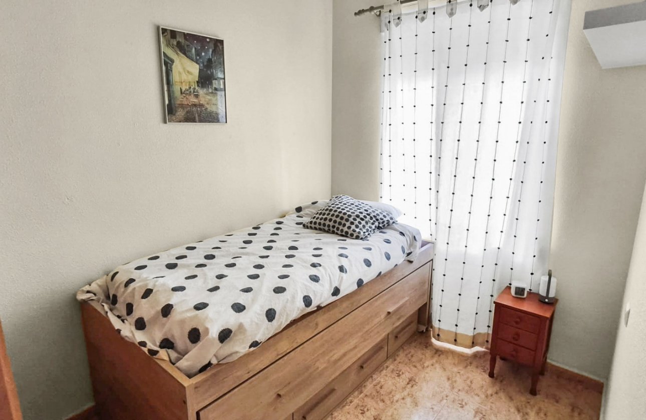 Resale - Bungalow - Orihuela Costa - Playa Flamenca