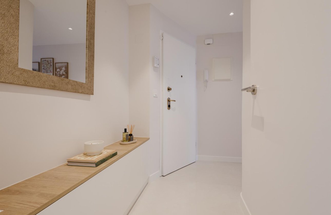 Long Term Rental - Apartment / flat - Torrevieja - Playa del Acequión