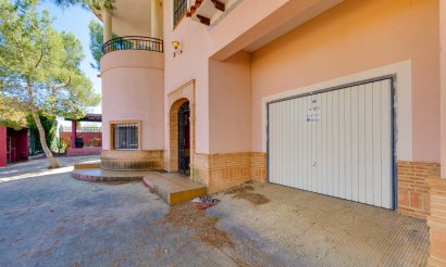 Reventa - Villa - San Miguel de Salinas