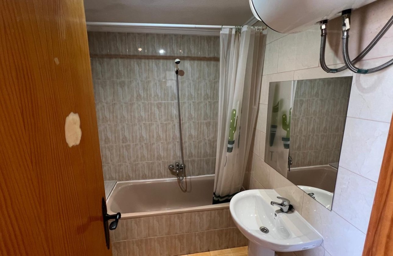 Resale - Studio - Torrevieja - Urb. Rosaleda
