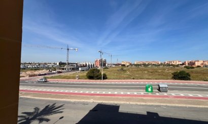 Resale - Studio - Torrevieja - Urb. Rosaleda