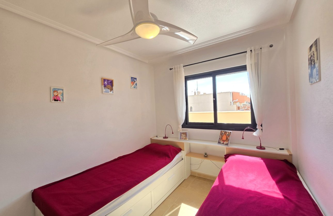 Resale - Apartment / flat - Orihuela Costa - Villamartín *