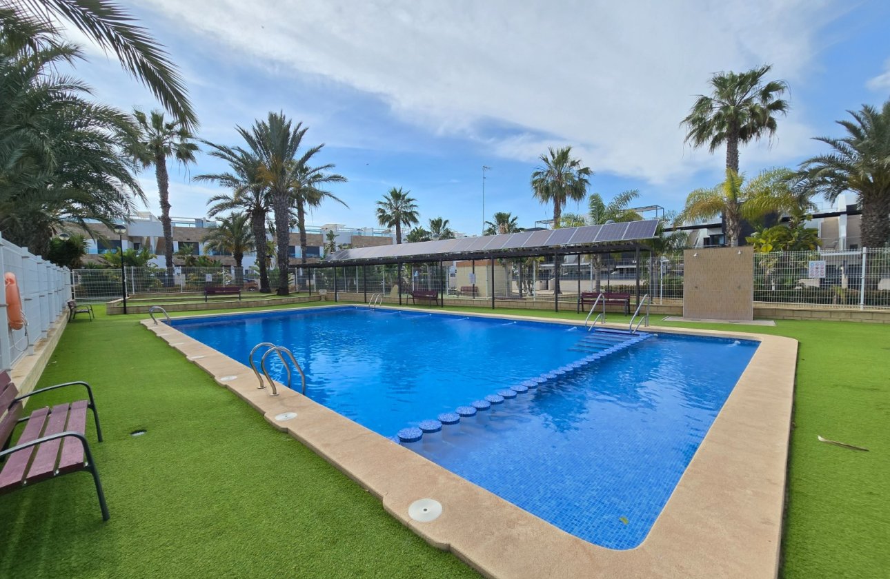 Resale - Apartment / flat - Orihuela Costa - Villamartín *
